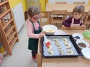 Pečeme ve školce - od zrníčka po rohlík